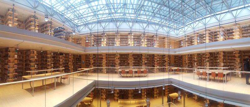 中央大學特蘭托圖書館